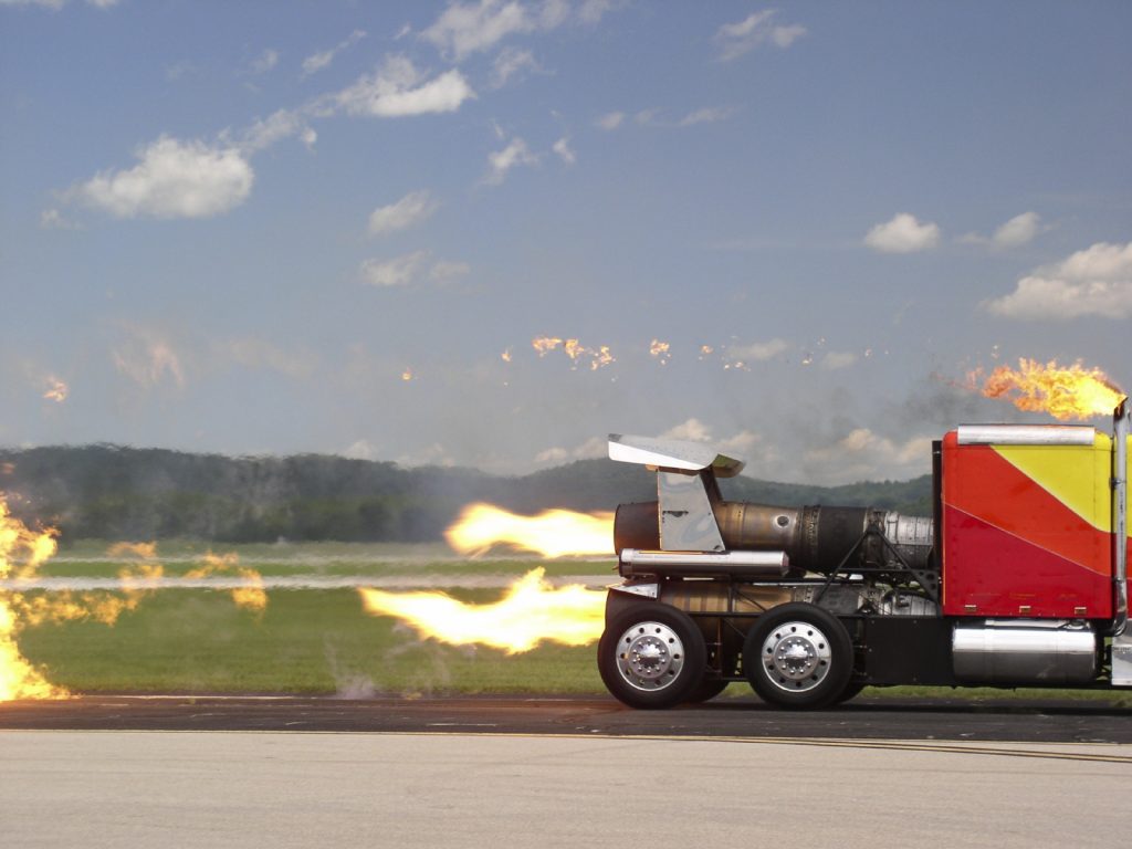 fast-truck-istock_000000241041_medium