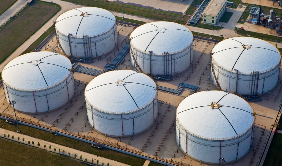 fuel-storage-facility-istock_000026110618_small