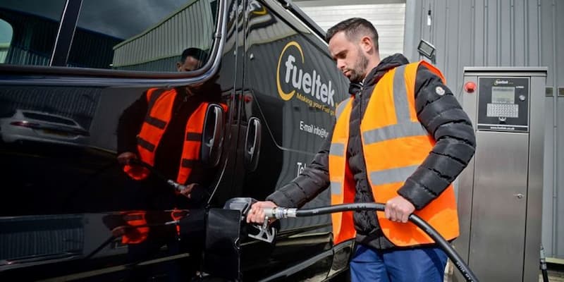 onsite fuelling truck fueltek